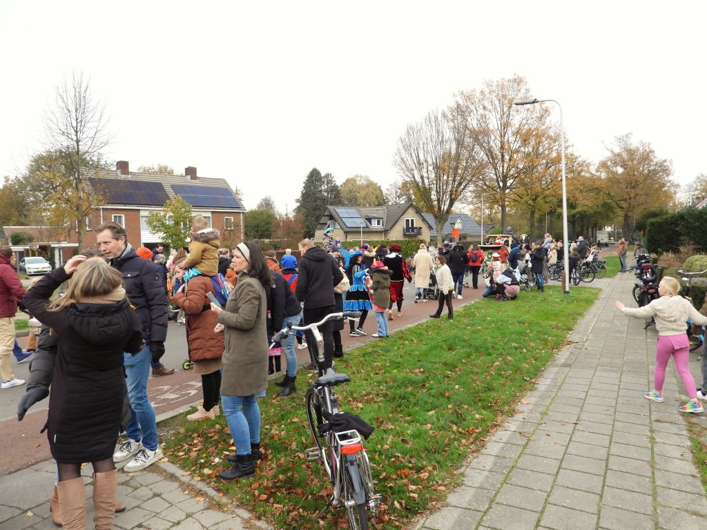 2022-11-2-0 Intocht Sinterklaas Schalkhaar. (16) klein