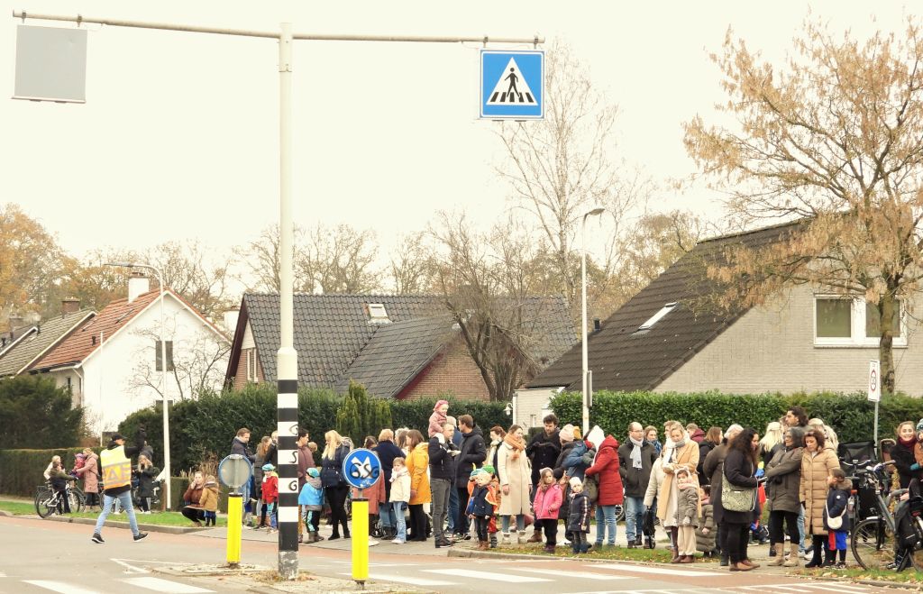 2022-11-2-0 Intocht Sinterklaas Schalkhaar. (2) klein