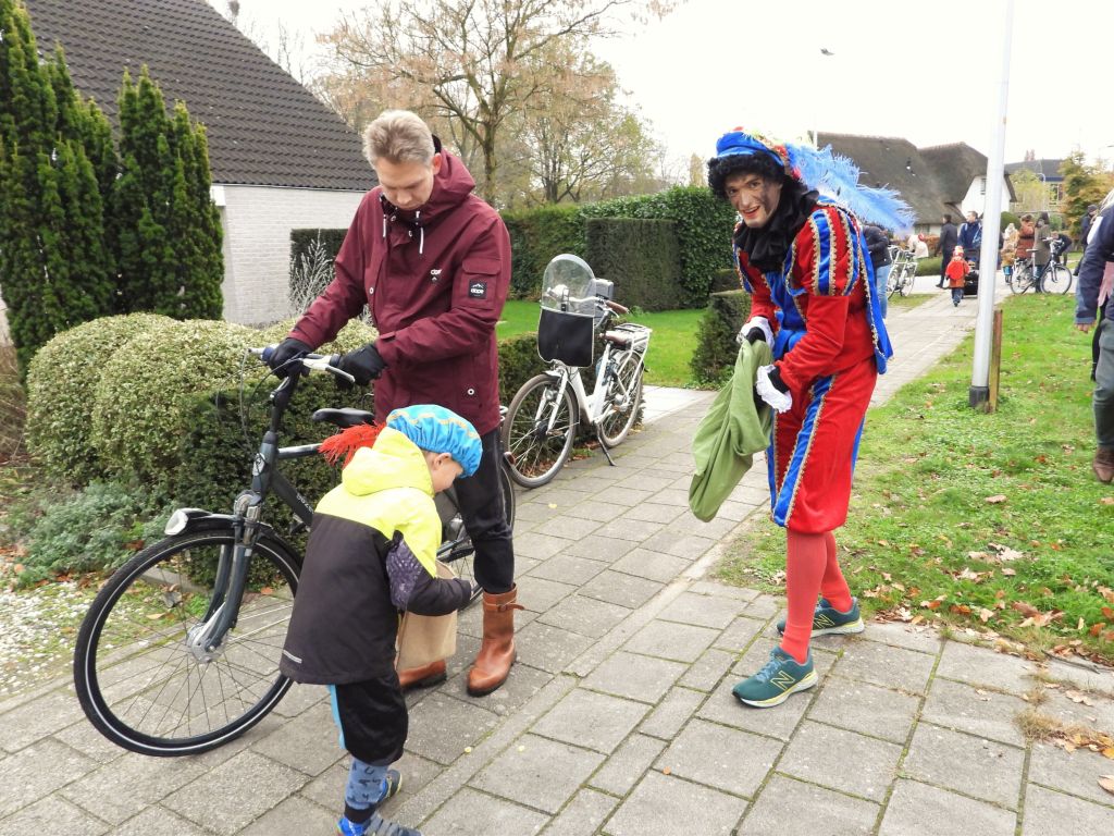 2022-11-2-0 Intocht Sinterklaas Schalkhaar. (22) klein