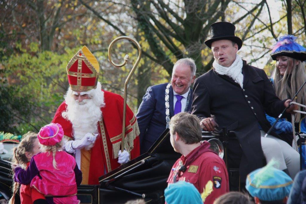 241124 16 Intocht Sint