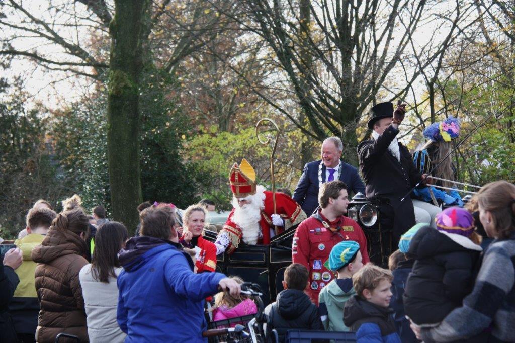 241124 17 Intocht Sint